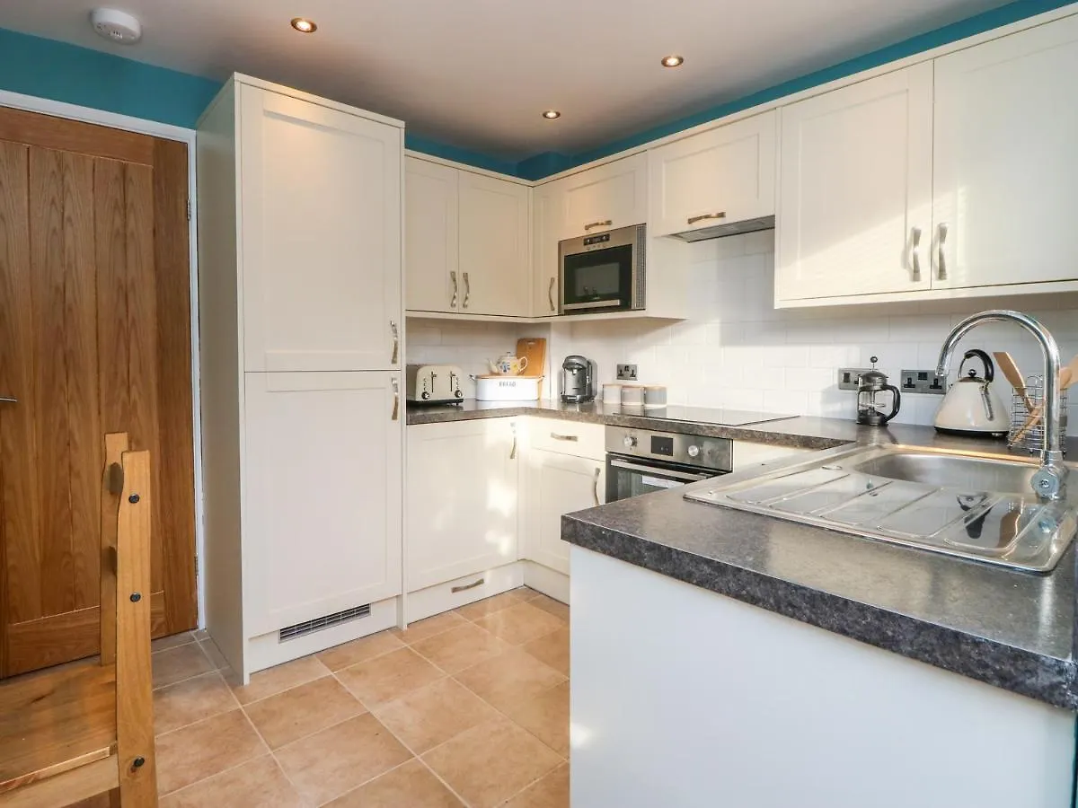 Villa 17 Fewster Way York